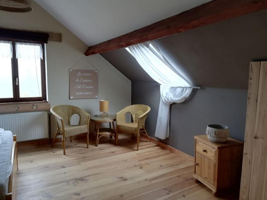 Lesse En Ciel Vous Accueille Avec Plaisir . Villa Houyet Buitenkant foto
